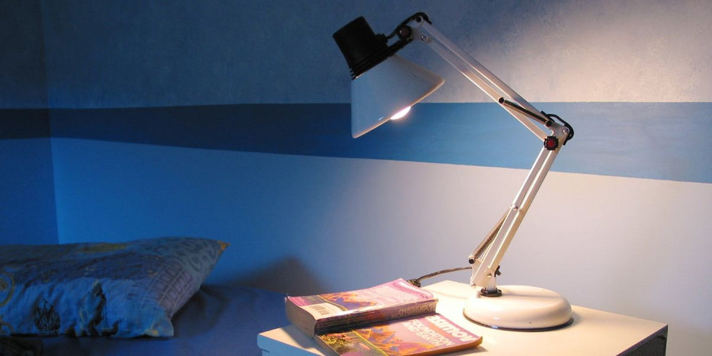 Lampe de chevet design : 10 Idées pour une chambre tendance et originale