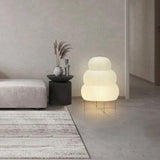 lampe de chevet de style japonais dans le salon