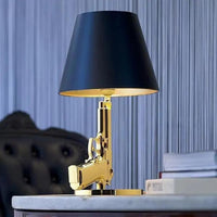 lampe de chevet pistolet design or et argent 